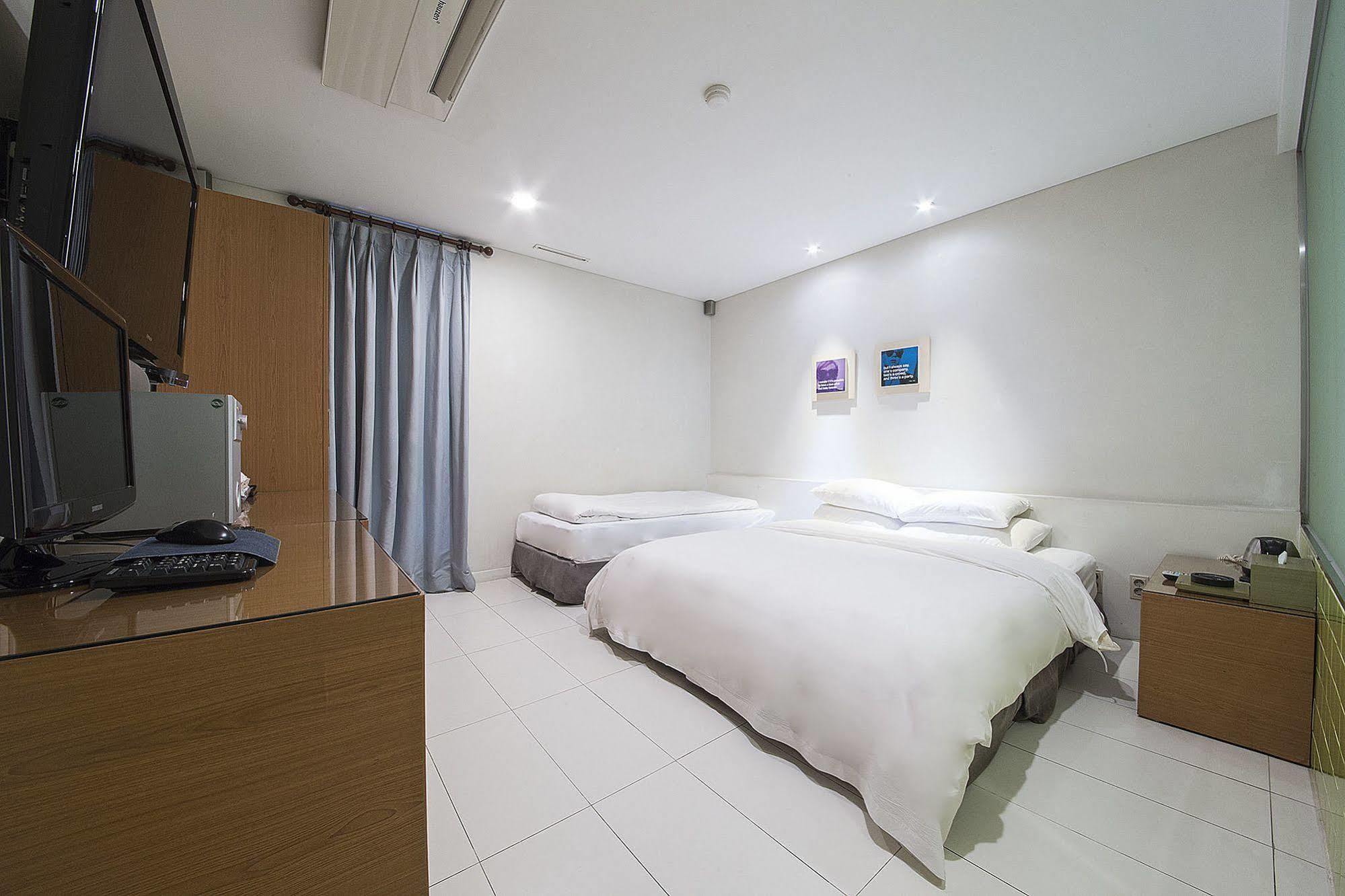 Mate Hotel Seoul Gimpo Luaran gambar