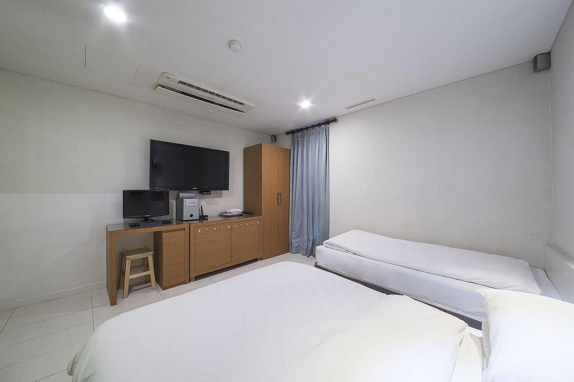 Mate Hotel Seoul Gimpo Luaran gambar